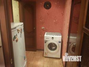 Студия квартира, посуточно, 29м2, 3/9 этаж