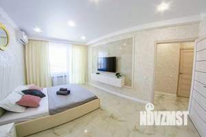 1-к квартира, посуточно, 37м2, 1/1 этаж