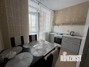 1-к квартира, посуточно, 35м2, 2/10 этаж
