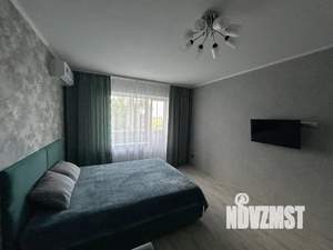 1-к квартира, посуточно, 39м2, 3/9 этаж