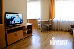 2-к квартира, посуточно, 50м2, 2/5 этаж