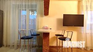1-к квартира, посуточно, 61м2, 7/10 этаж