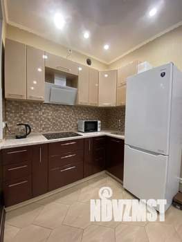 1-к квартира, посуточно, 32м2, 8/15 этаж