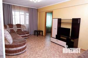 3-к квартира, посуточно, 48м2, 2/5 этаж