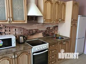 2-к квартира, посуточно, 55м2, 1/1 этаж