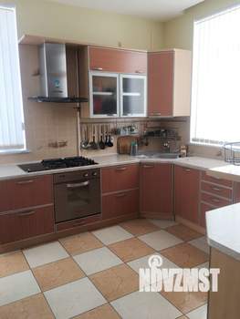 4-к квартира, на длительный срок, 129м2, 1/3 этаж
