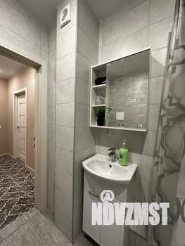 1-к квартира, посуточно, 43м2, 1/21 этаж