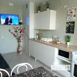 1-к квартира, посуточно, 37м2, 10/10 этаж