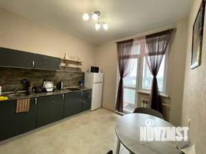 1-к квартира, посуточно, 40м2, 9/17 этаж