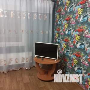 1-к квартира, посуточно, 43м2, 10/10 этаж