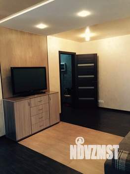 1-к квартира, посуточно, 42м2, 1/10 этаж