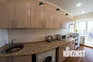 1-к квартира, посуточно, 40м2, 1/1 этаж