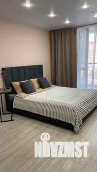 Студия квартира, посуточно, 35м2, 8/15 этаж