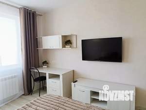 1-к квартира, посуточно, 54м2, 9/16 этаж