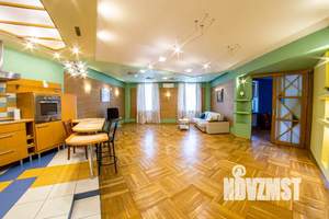 1-к квартира, посуточно, 90м2, 1/10 этаж