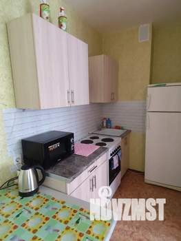 Студия квартира, посуточно, 41м2, 9/10 этаж