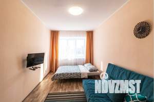 1-к квартира, посуточно, 33м2, 5/8 этаж