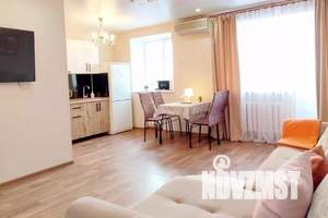 2-к квартира, посуточно, 10м2, 1/5 этаж