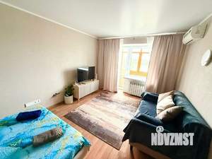 1-к квартира, посуточно, 35м2, 1/1 этаж