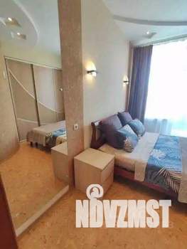 2-к квартира, посуточно, 50м2, 1/1 этаж