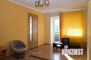 2-к квартира, посуточно, 50м2, 1/1 этаж