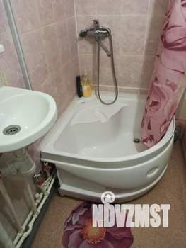 Студия квартира, посуточно, 17м2, 1/5 этаж