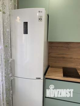 1-к квартира, посуточно, 37м2, 3/10 этаж