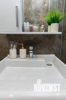 1-к квартира, посуточно, 42м2, 2/17 этаж