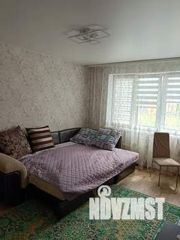 1-к квартира, посуточно, 37м2, 8/10 этаж
