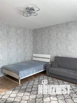 1-к квартира, посуточно, 42м2, 4/10 этаж