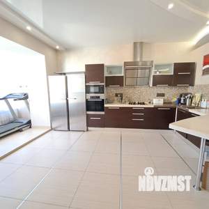 4-к квартира, на длительный срок, 133м2, 5/6 этаж