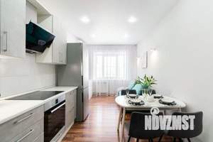 1-к квартира, посуточно, 53м2, 1/1 этаж