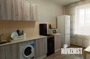 1-к квартира, посуточно, 40м2, 1/1 этаж