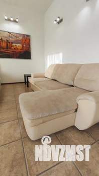 Студия квартира, посуточно, 38м2, 2/5 этаж