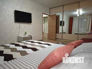 1-к квартира, посуточно, 35м2, 10/10 этаж