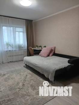 1-к квартира, посуточно, 37м2, 1/10 этаж