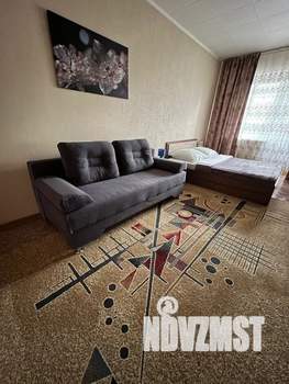 1-к квартира, посуточно, 42м2, 7/10 этаж