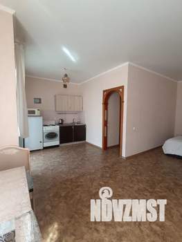 Студия квартира, посуточно, 40м2, 6/10 этаж