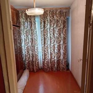 3-к квартира, на длительный срок, 58м2, 1/5 этаж