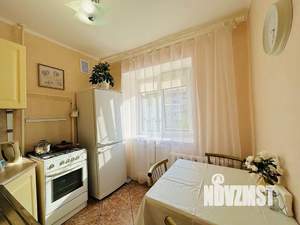 1-к квартира, посуточно, 32м2, 3/5 этаж