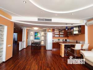 4-к квартира, на длительный срок, 134м2, 8/9 этаж