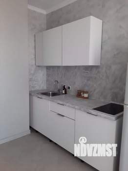 1-к квартира, посуточно, 40м2, 11/16 этаж