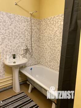 1-к квартира, посуточно, 39м2, 3/3 этаж