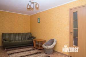 2-к квартира, посуточно, 50м2, 1/1 этаж