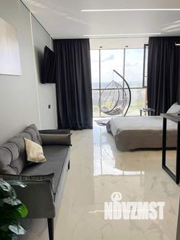 Студия квартира, посуточно, 35м2, 14/14 этаж