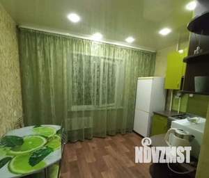 1-к квартира, посуточно, 38м2, 4/9 этаж