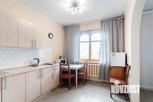 1-к квартира, посуточно, 38м2, 8/12 этаж