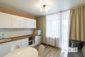 1-к квартира, посуточно, 42м2, 3/22 этаж