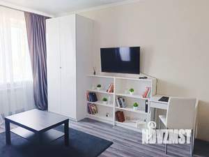 Студия квартира, посуточно, 40м2, 9/10 этаж