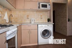 1-к квартира, посуточно, 38м2, 7/9 этаж